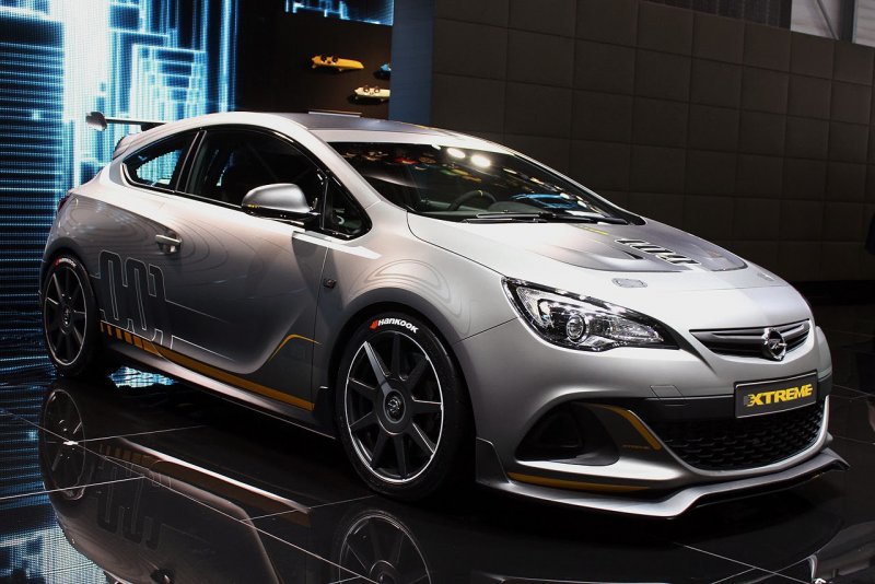 Opel Astra OPC extreme