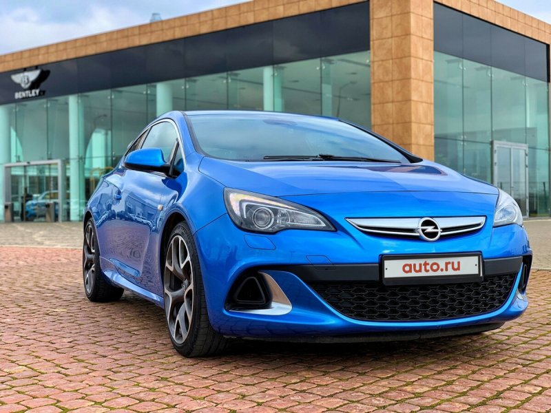 Opel Astra OPC