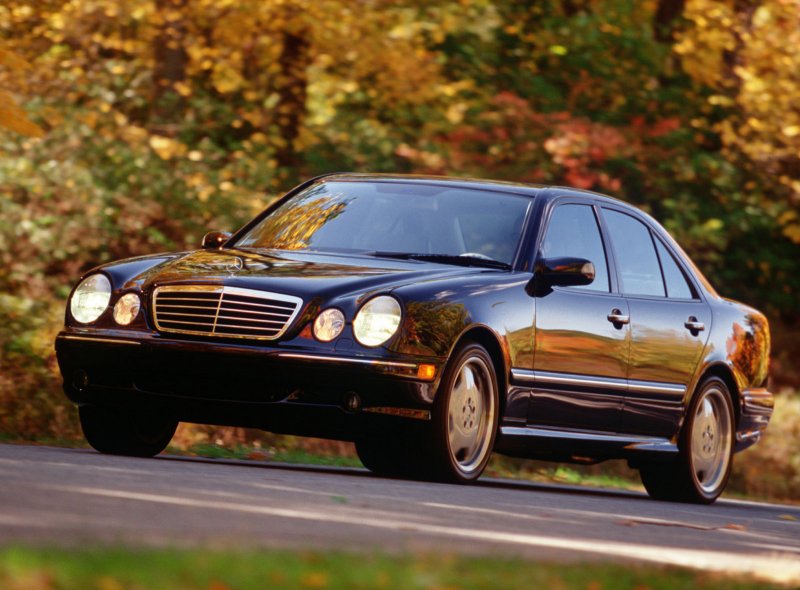 Mercedes-Benz w210