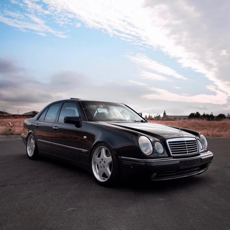 Mercedes Benz 210 AMG