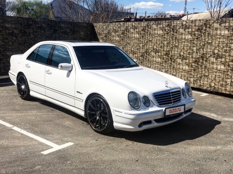 Mercedes e class w210