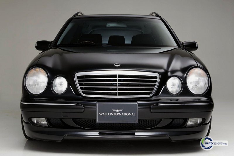Mercedes-Benz w210