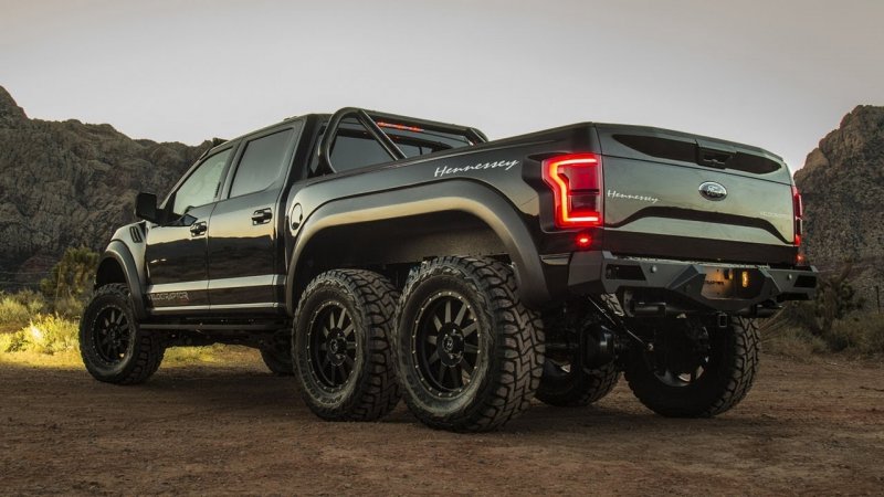 Hennessey Velociraptor 6x6 игрушка