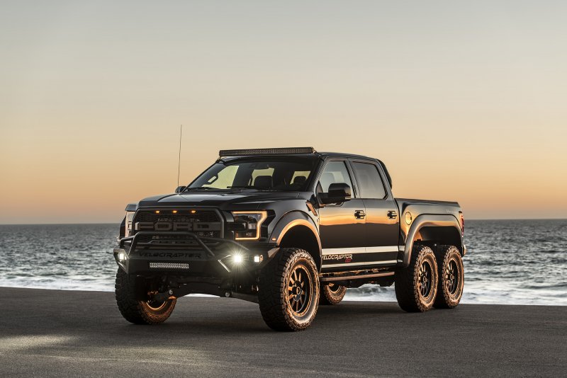 Ford Velociraptor 6x6