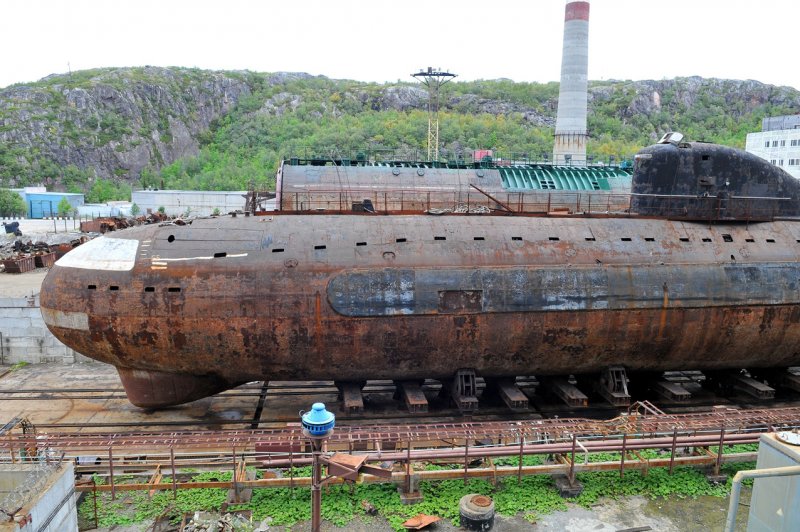 Подводная лодка в Краснодаре на Затоне