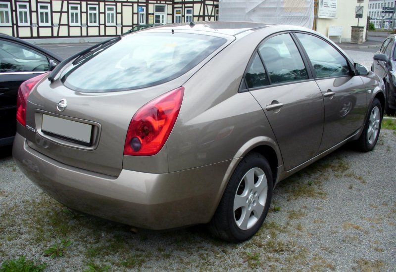Nissan primera p12 хэтчбек