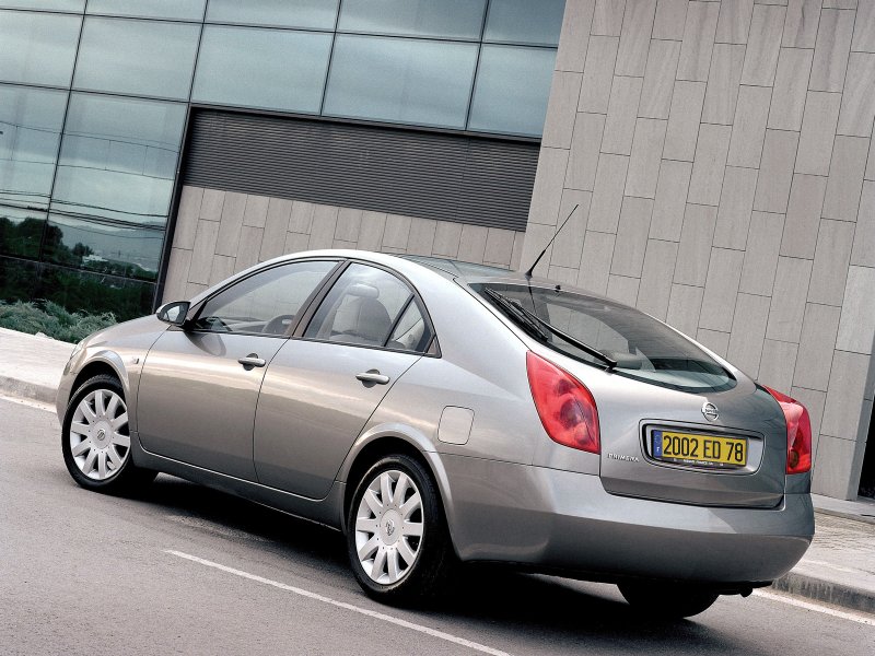 Nissan primera p12 Hatchback
