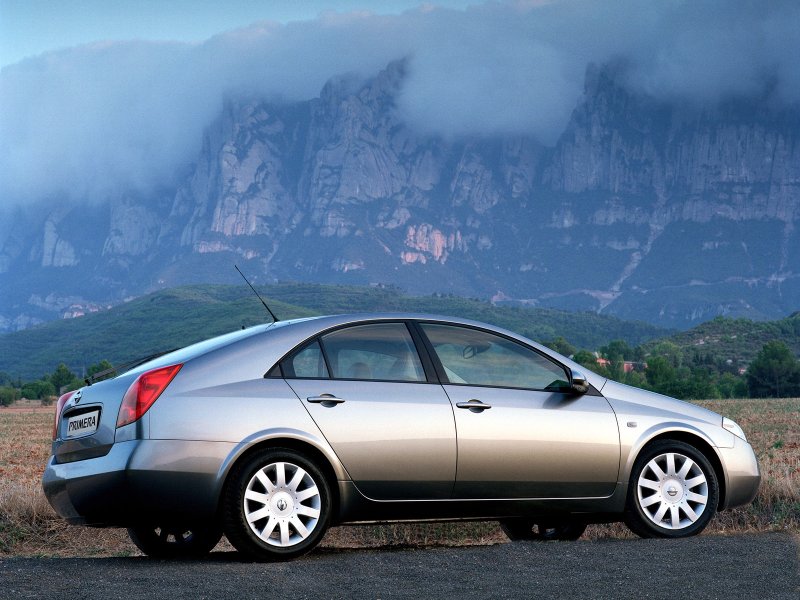 Nissan primera p12 хэтчбек