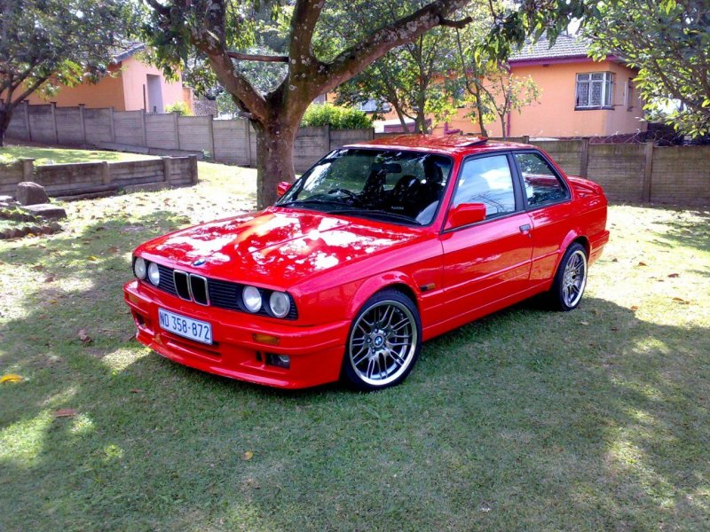 BMW 325is e30