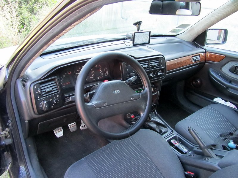 Ford Scorpio 2 салон