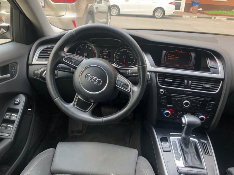 Audi a4 b8 2012 салон