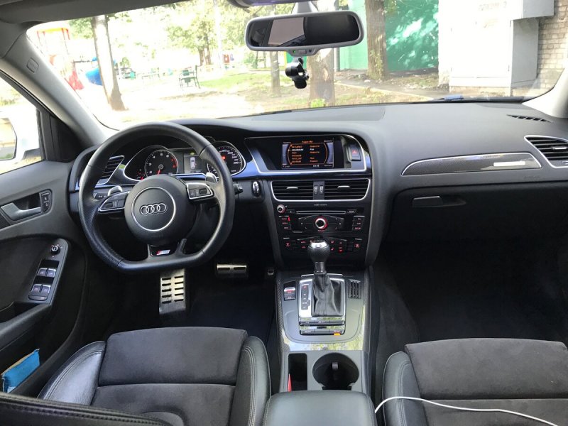 Audi a4 b8 2012 салон