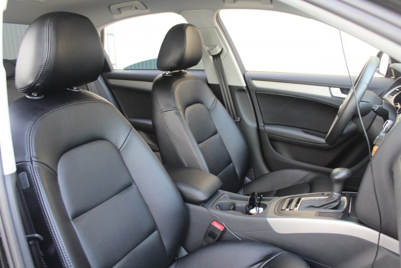 Audi a4 салон сиденья