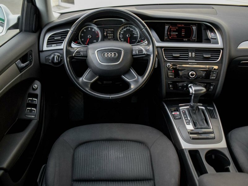 Audi a4 2014 салон