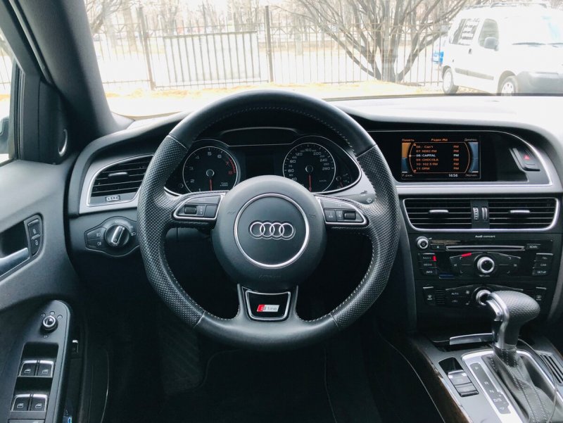 Audi a4 IV b8 салон