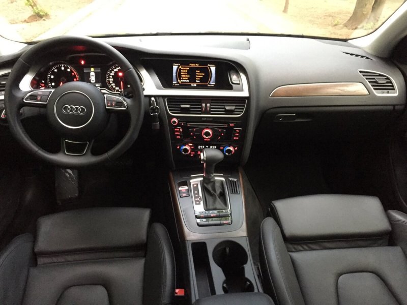 Audi a4 b8 Рестайлинг салон