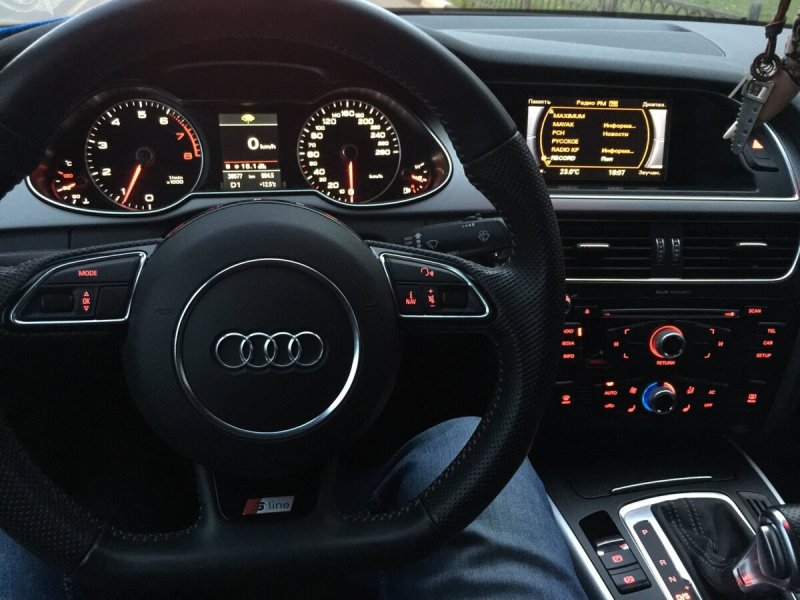 Audi a4 b8 Рестайлинг салон