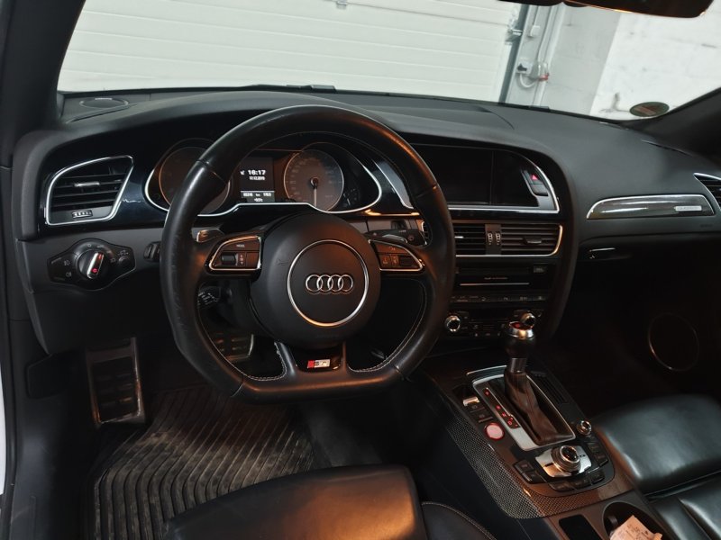 Audi s4 b8 салон