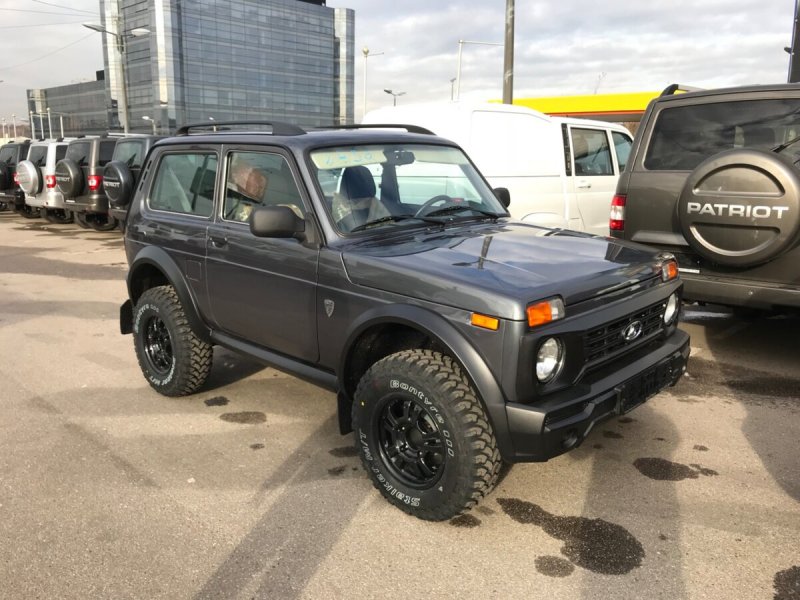 Lada Niva 4x4 Bronto