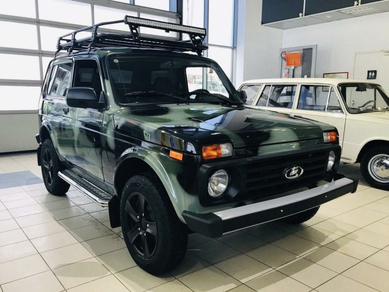 Lada 4x4 Bronto хаки