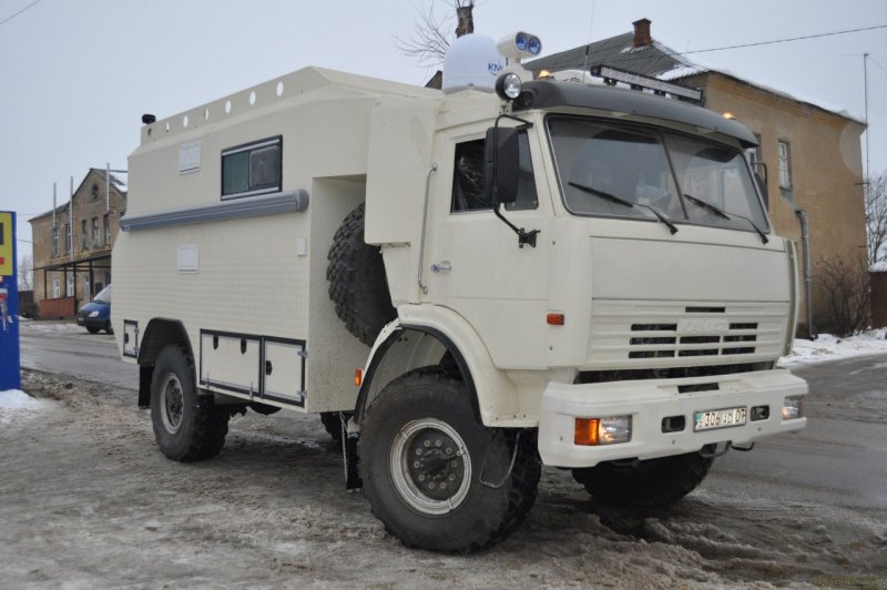 КАМАЗ 43502 кемпер