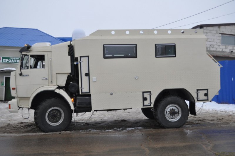 КАМАЗ 43118 автодом