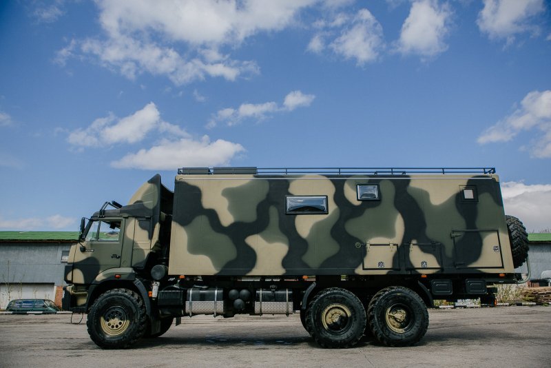 КАМАЗ 43118 8х8