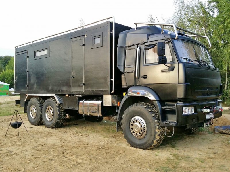КАМАЗ 43118 кемпер