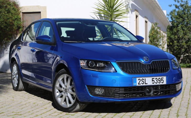 Skoda Octavia 2013 синяя