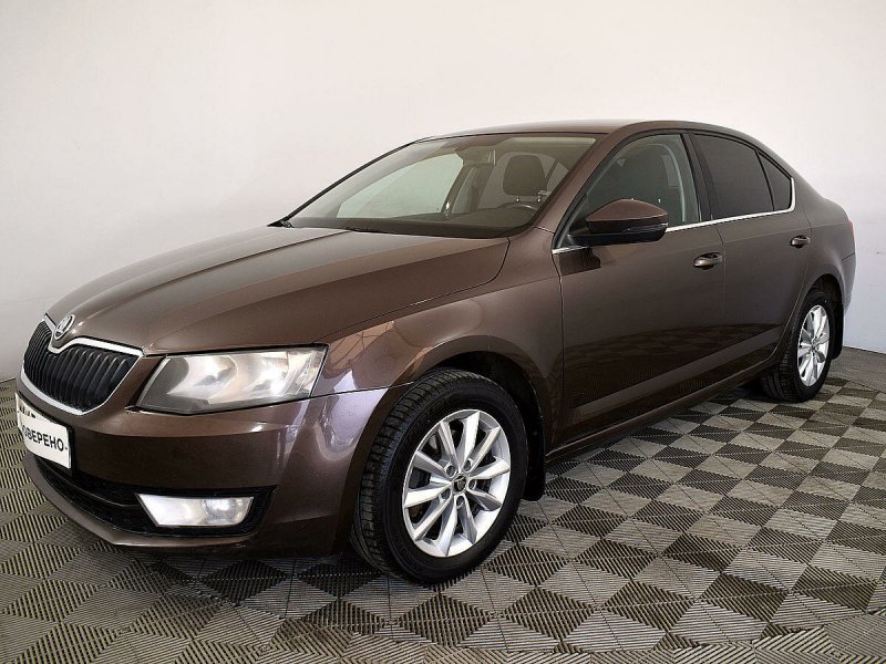 Skoda Octavia a7 Brown