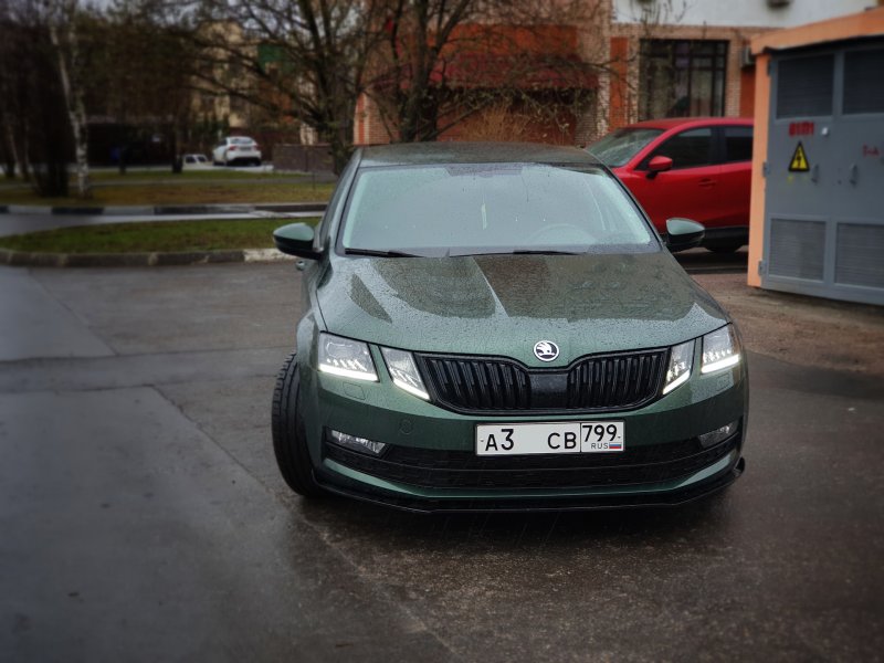 Skoda Octavia a8 Emerald Green