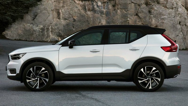Вольво xc40 новая
