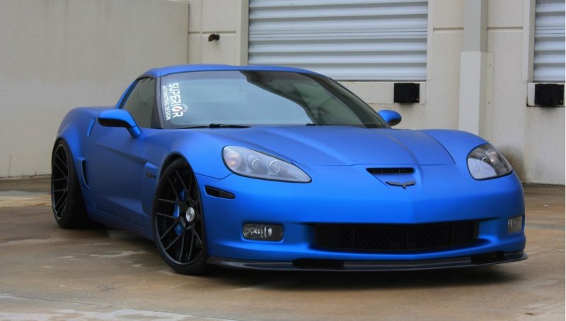 Машина Corvette матовая