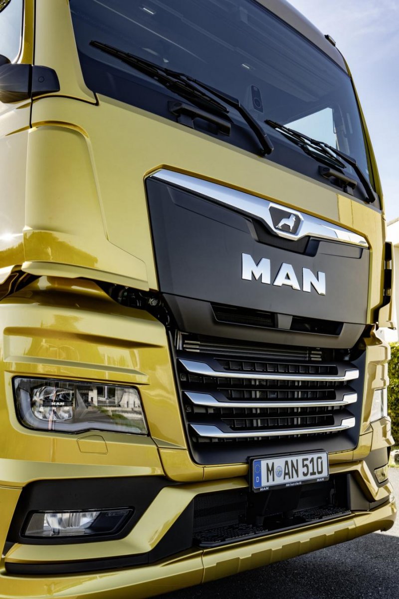 Грузовик man TGX 2020