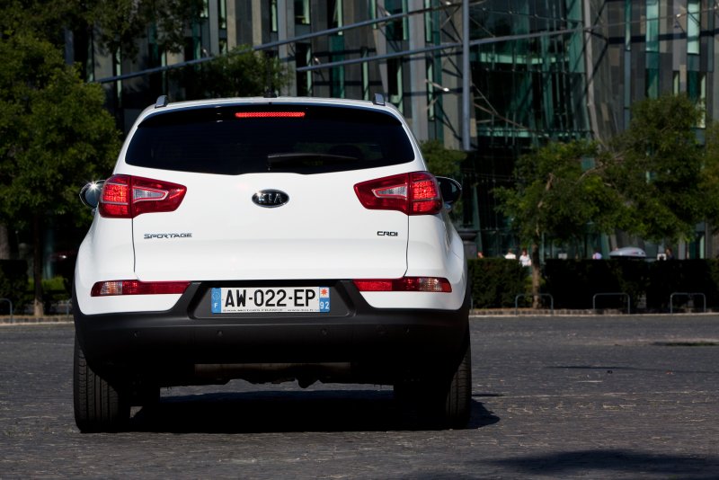Kia Sportage 2013 сзади