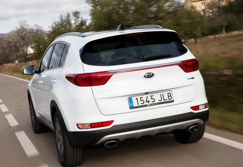 Kia Sportage 2016 сзади