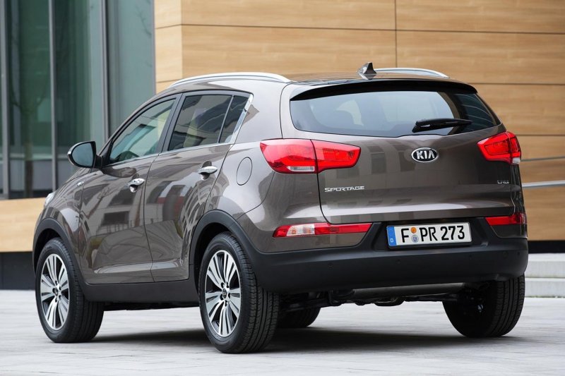 Kia Sportage 2013 сзади