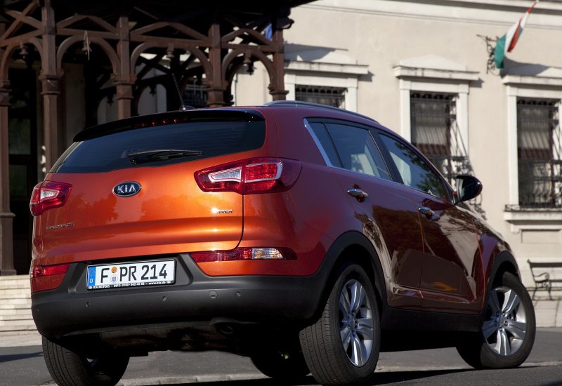 Kia Sportage 2011 сзади