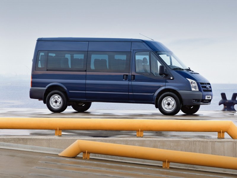 Ford Transit Microbus
