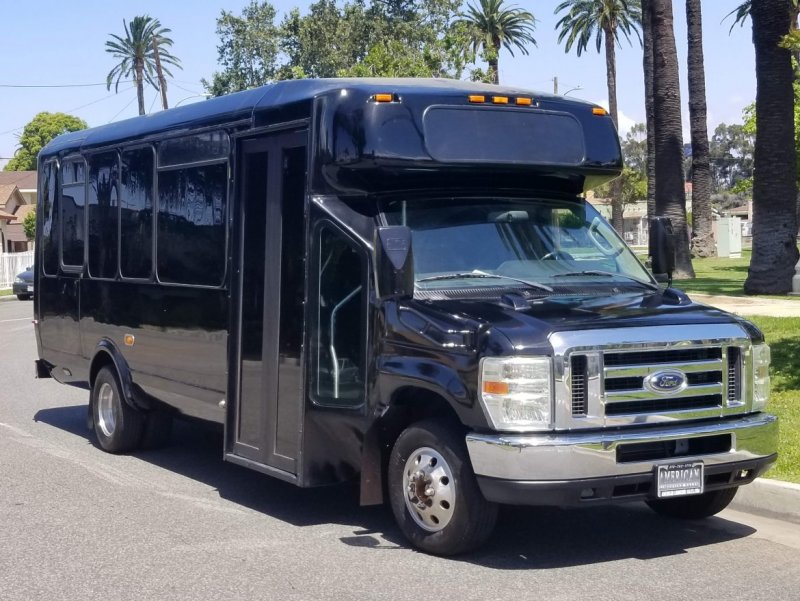 Ford e450 Limo Bus