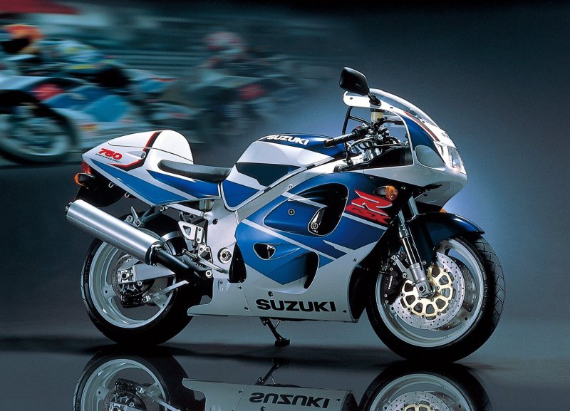Suzuki GSX-R 750 2005 мотор