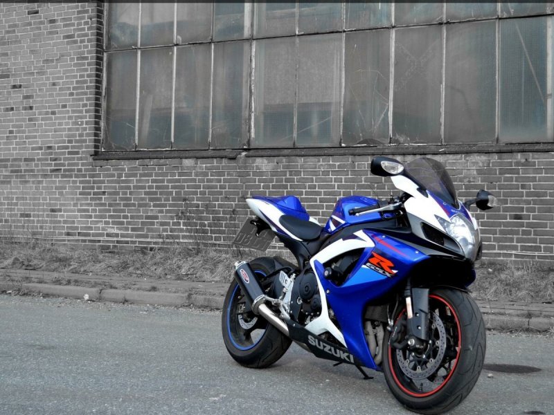Suzuki SRAD 750