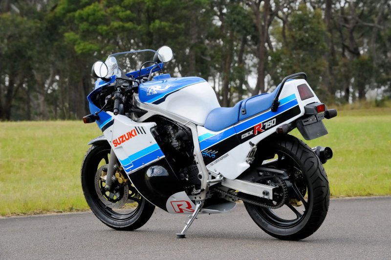 Suzuki GSX-R 750