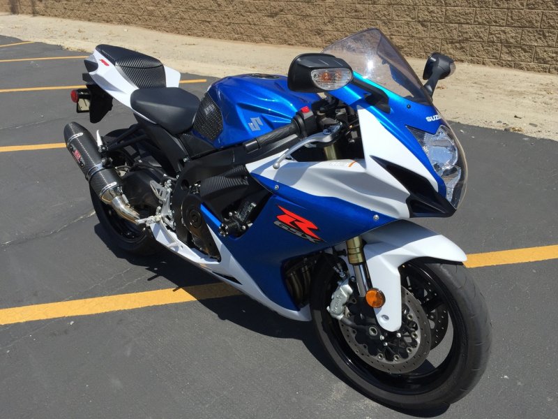 Suzuki GSXR 750