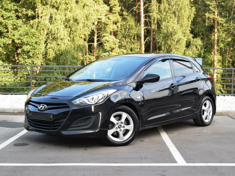 Hyundai Solaris 2 черный
