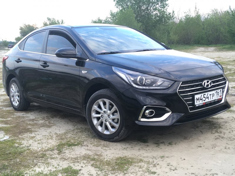 Hyundai Solaris 2013 Black
