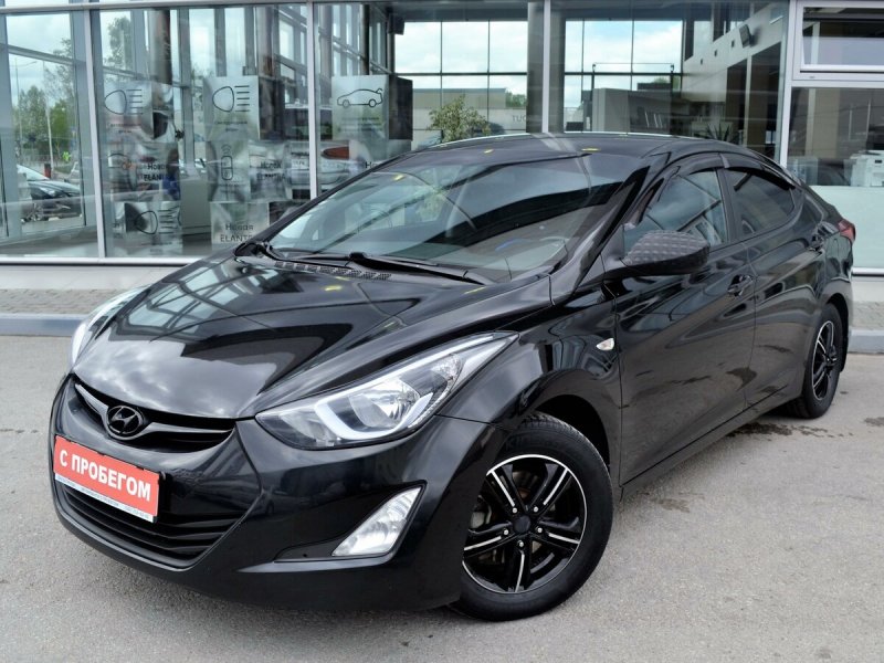 Hyundai Avante 2011 черный