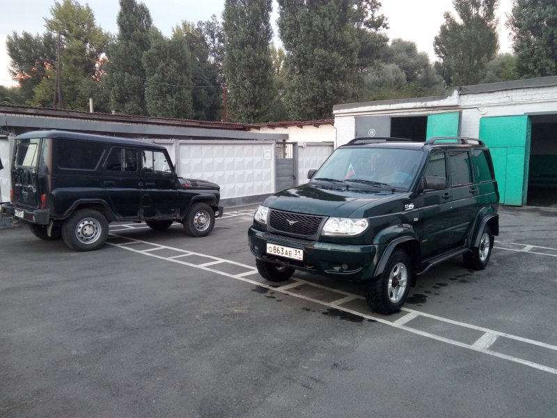 УАЗ Патриот под Гелик