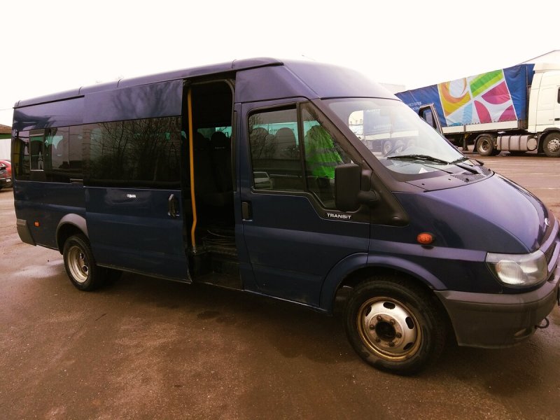 Ford Transit 430 Bus 2005