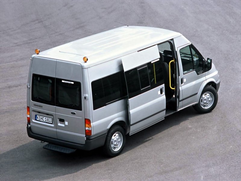 Ford Transit Bus 2000